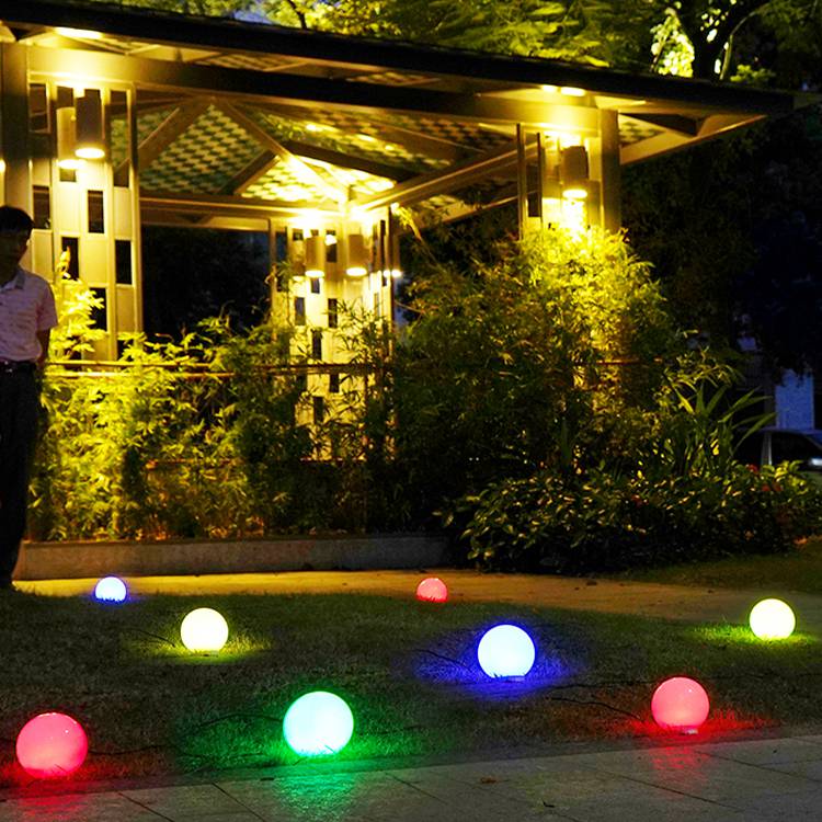 物果智家 智能太阳能一拖八小白球庭院装饰灯 地插灯